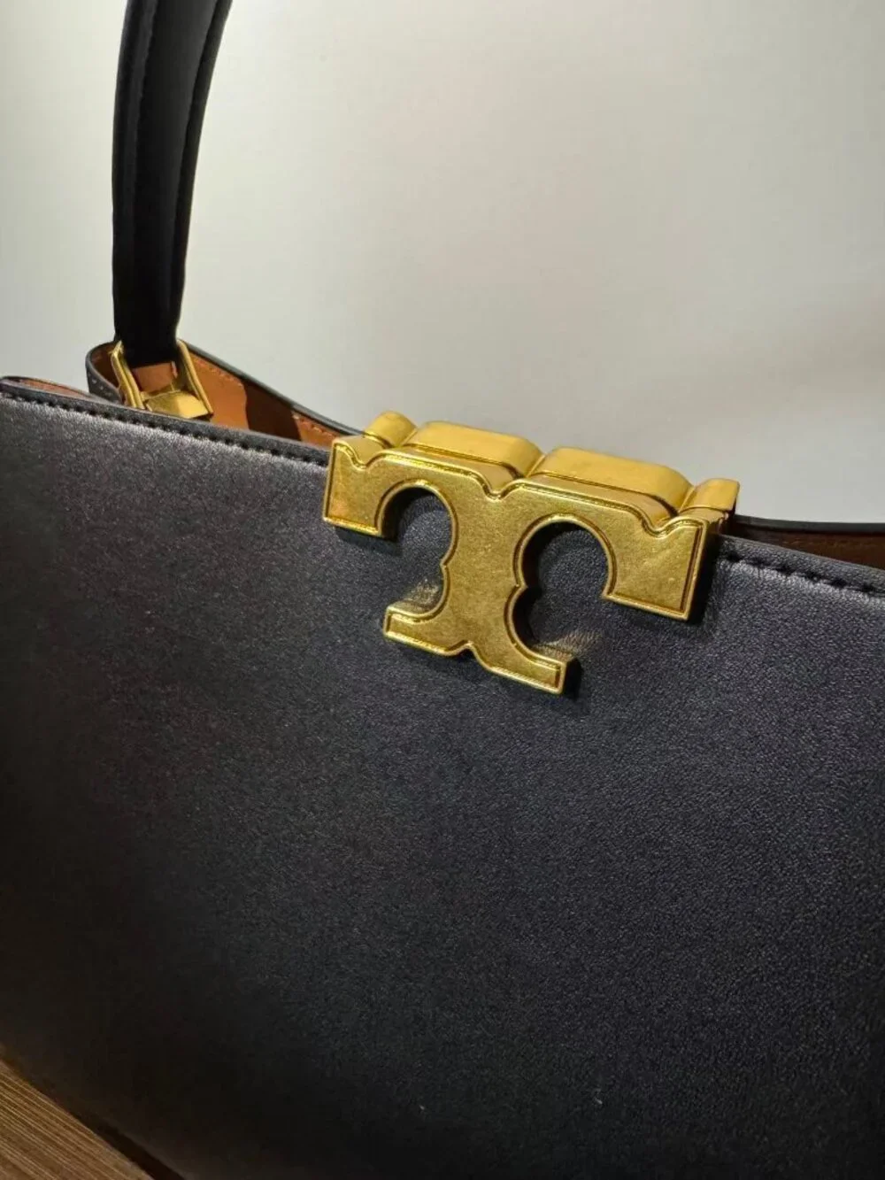 ToryBurch* elegant tory